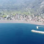 Hotel Ariadni *