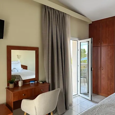Ariadni Hotel